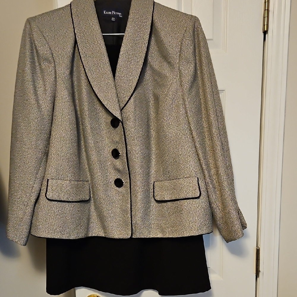 Evan Picone Women's Metallic Blazer and matching Black Skirt